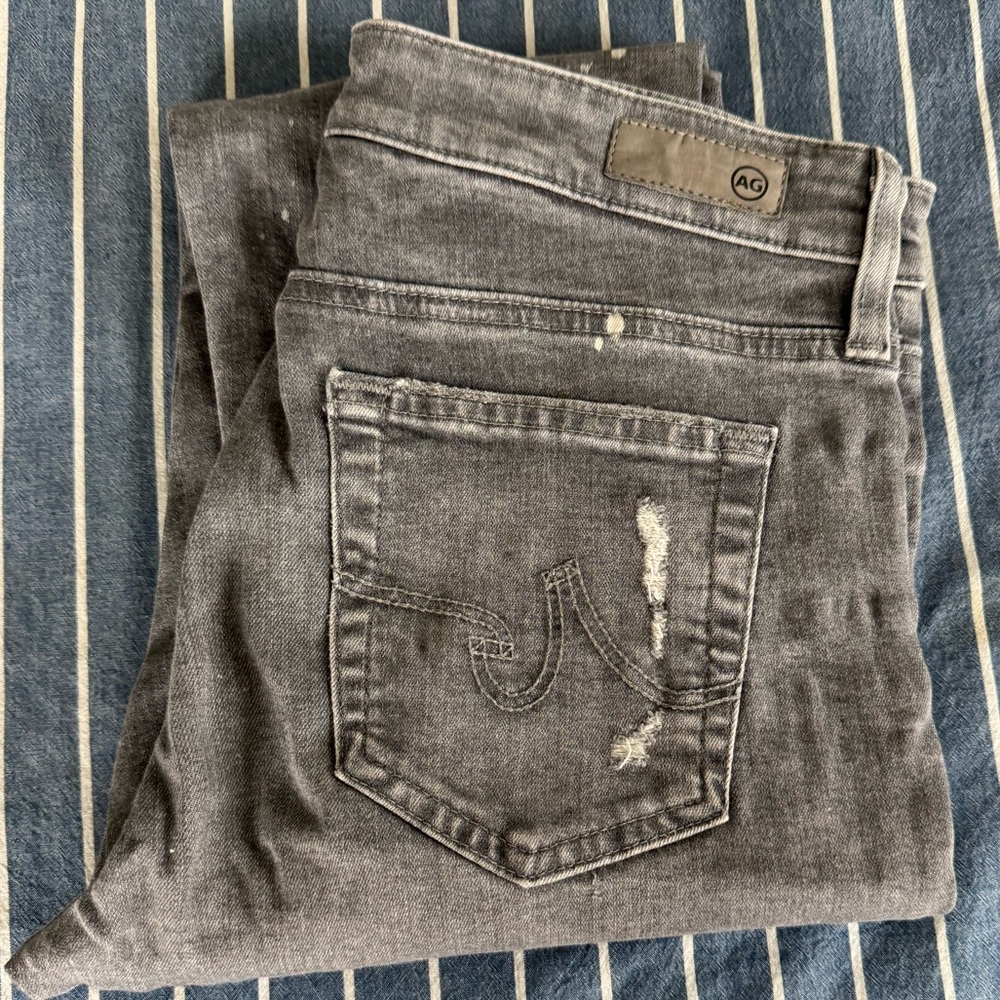 Gray AG Farrah Skinny Crop jeans size 28 like new